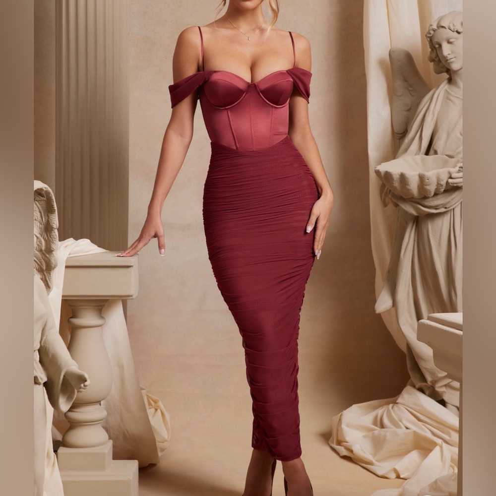 Oh Polly Off The Shoulder Ruched Corset Maxi Dress